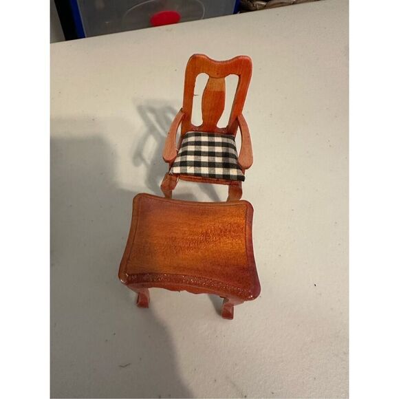 Vintage Wooden Dollhouse Miniature Furniture Set - Picture 7 of 10
